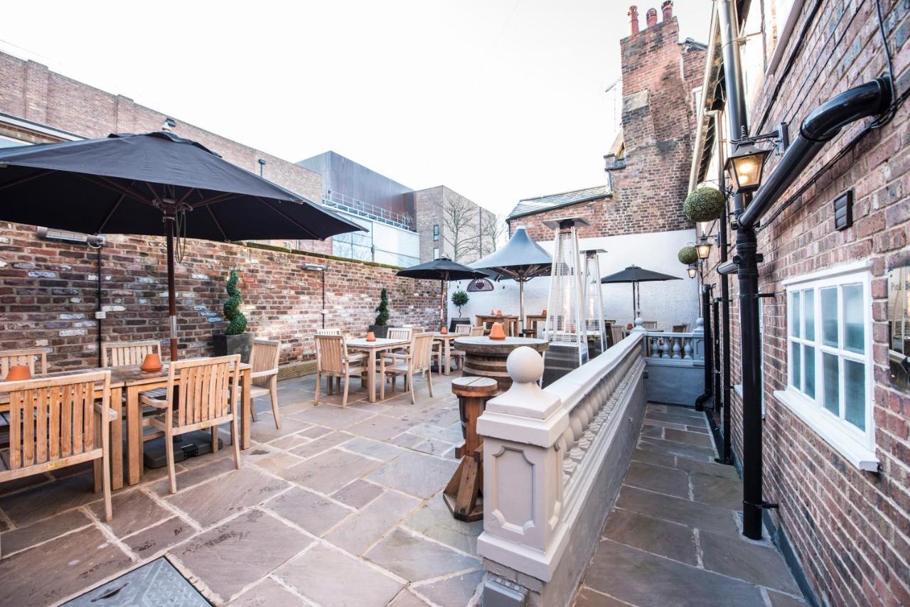 The Pied Bull Hotel Chester Exterior photo